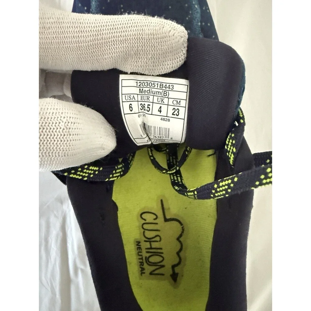 Brooks item specifics